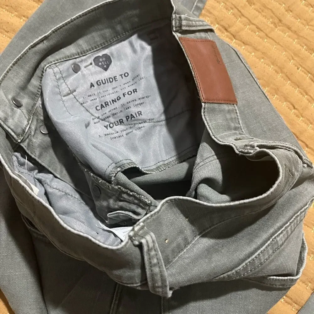 Madewell 9” high- rise skinny khaki green 27